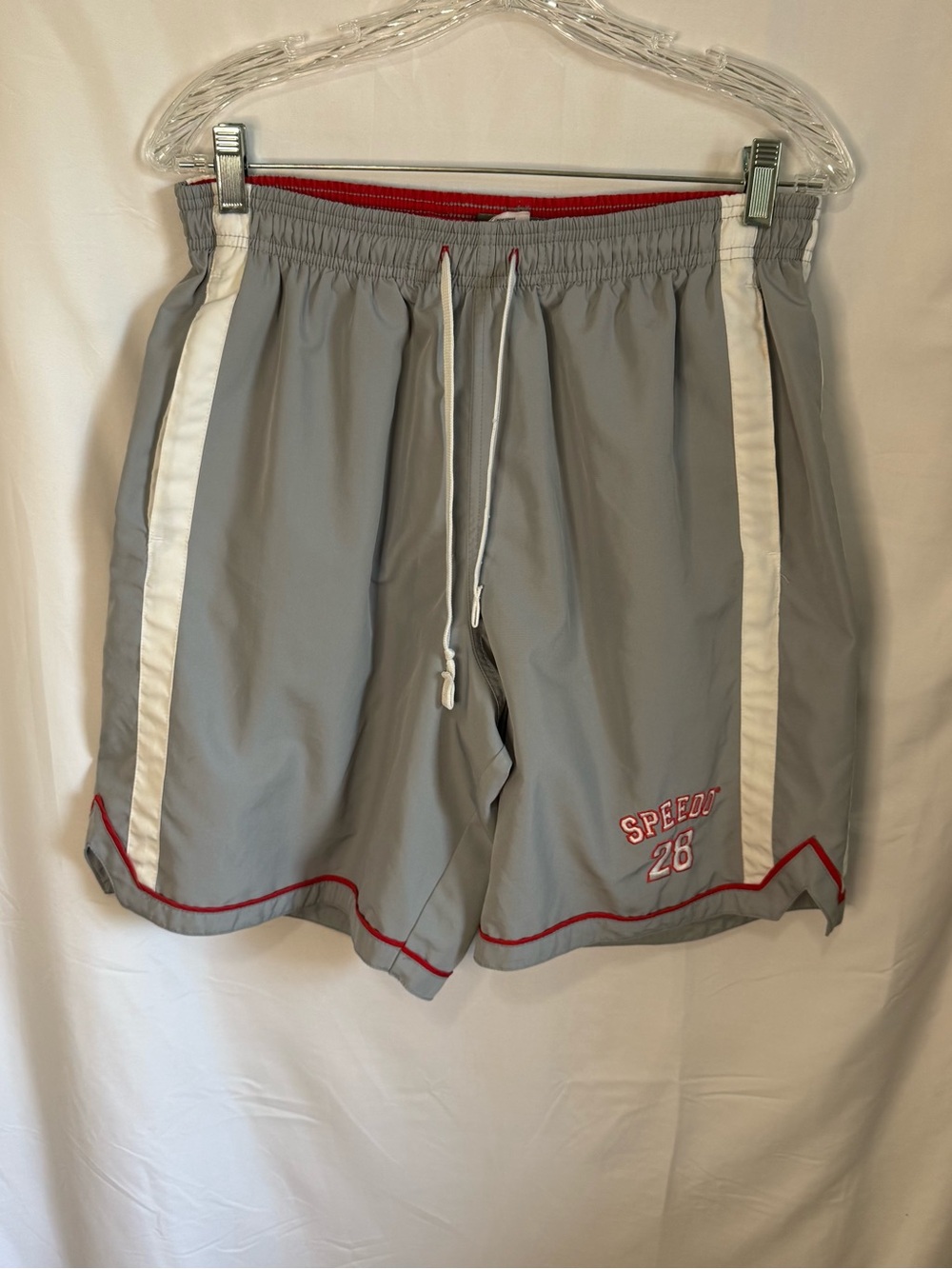 Speedo Men’s Medium Gray Red Swim Trunks Board Shorts Mesh Lined Drawstring
